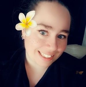 Meet your Posher, Monica